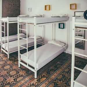 Dormitory Room Mixed