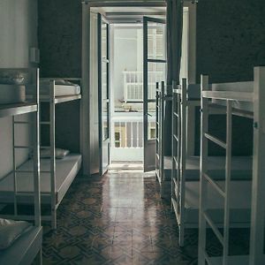 Dormitory Room Mixed